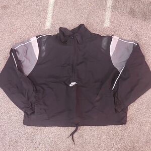 Nike Black and White Pullover Jacket SIZE M